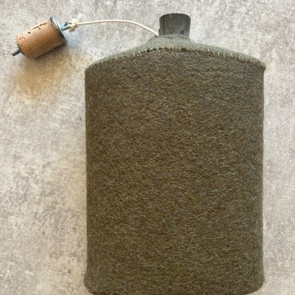 Ww2? Military issue canteen - Picture 10 of 10